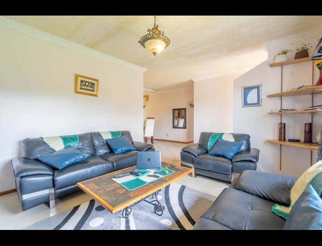 4 BEDROOM HOUSE FOR SALE IN NEW GERMANY